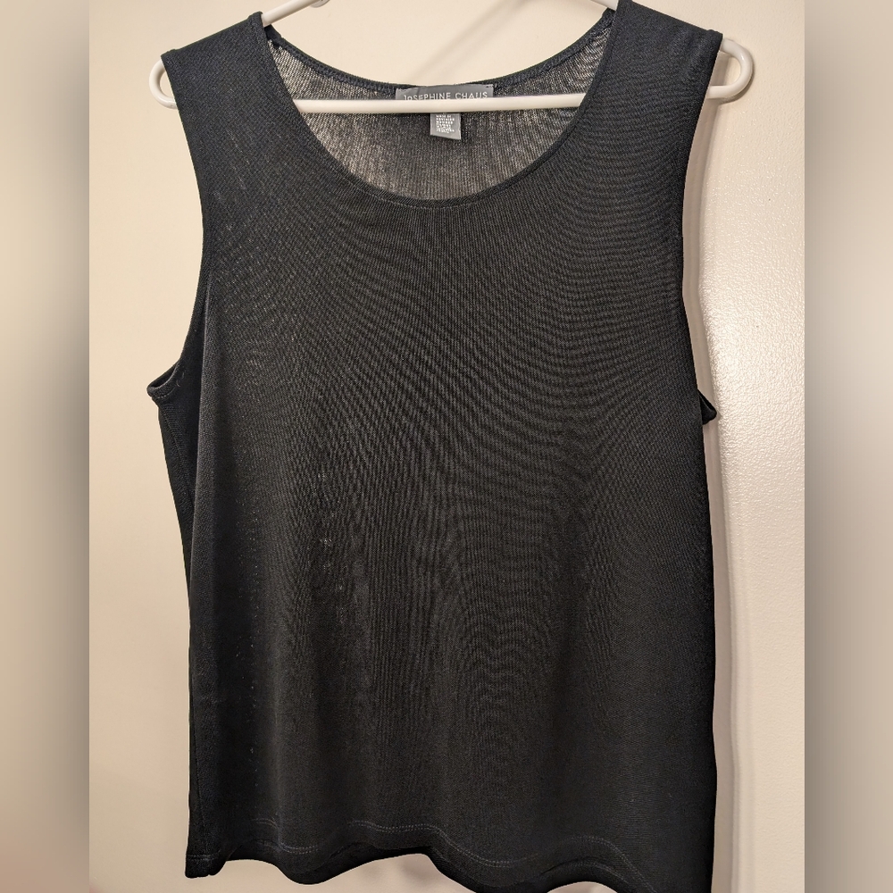 🛍️7/20 Black Sleeveless Josephine Top Size M